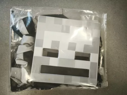 OUTLET Costum carnaval Minecraft pentru baieti Costum Costum Alb Schelet Costum 125-135 cm (7-8 ani) FARA AMBALAJ ORIGINAL