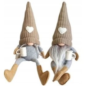  O pereche de gnomi care beau cafea gnomi gri bej S1