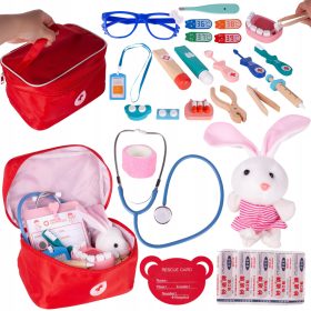  Set de lemn pentru un mic dentist într-o valiză