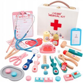  SET DIN LEMN UN DOCTOR MIC, CUTIE DE ACCESORII