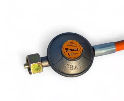 Set racord gaz 2 m cu reductor Bradas 37 mbar