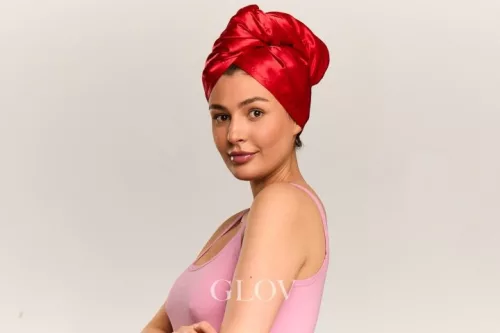 Turban reversibil pentru păr GLOV de culoare roșie