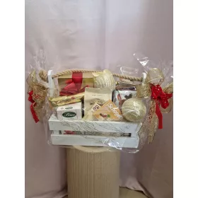 COȘ DE CADOURI DE CĂRĂCIUN cutie cadou cu dulciuri
