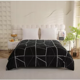   Pătură netedă din microfibră 200x220 cm - Căldură și confort