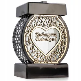   Candela Decorativă cu Design Rattan și Inimă - Dedicație pentru Bunicul Iubit
