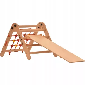    Scara de escalada din lemn triunghiulara loc de joaca cu tobogan pentru copii