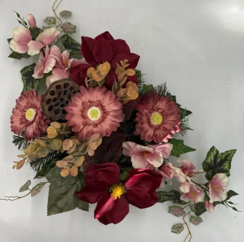 Compoziție florală funerară K/01 cu ghiveci și buchet
