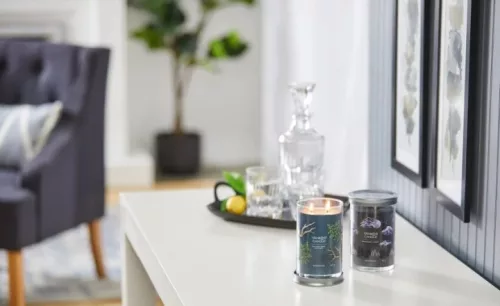 Lumânare parfumată Yankee Candle Midsummer’s Night 567 g