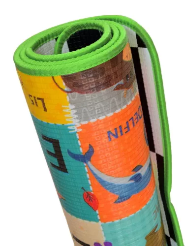 Tablă de învățare din spumă cu două fețe Humbi Tabla de șah 3 în 1 Numere din alfabet polonez Imagini contrastante Alb-negru 180 x 200 x 1 cm