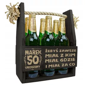    CUTIIE DE BERE PORTATOR ALCOOL CADOU DE ANIVERSARE CU GRAVURA